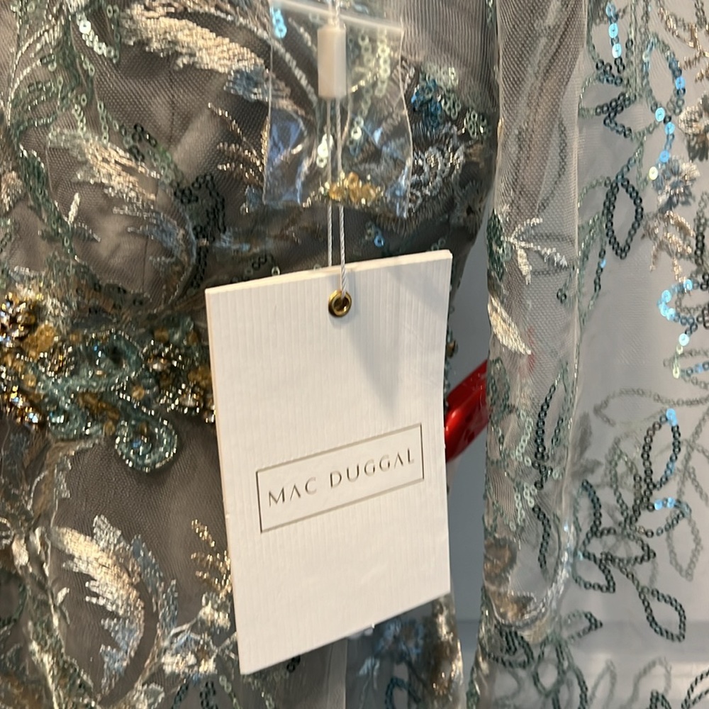 Stunning! 🤩 Macduggal Sz 0 embellished illusion long sleeve A line dress NWT - Picture 5 of 10